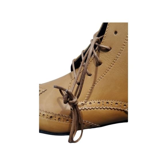 Barneys New York Tan Wingtip Boots - Picture 6 of 10